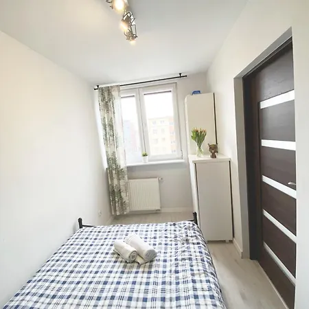 3rooms-balcony-pkp - Deerrest